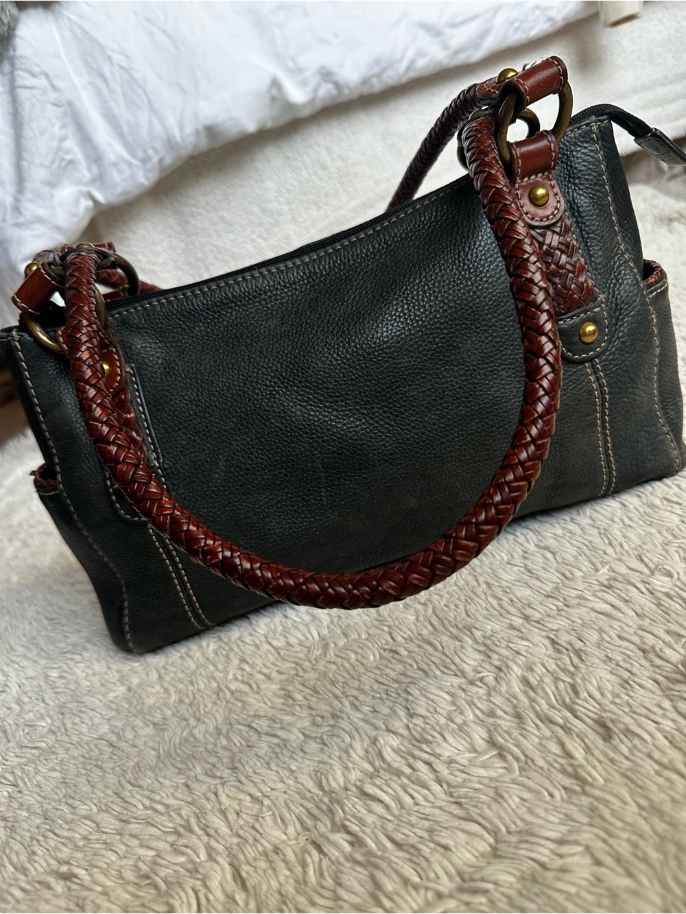 Fossil ZB2405 Black Leather Shoulder Bag Braided Handles Vintage Y2K